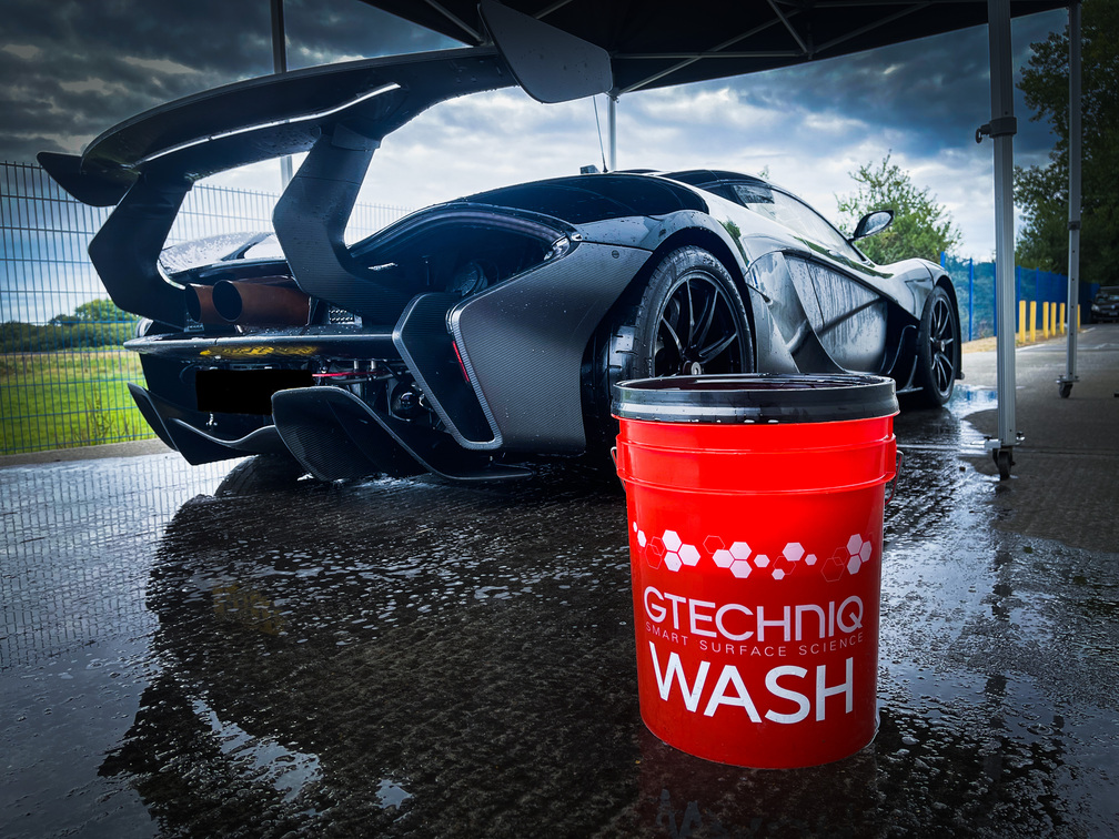 auto detailing